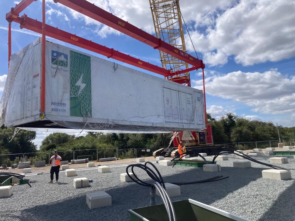 Innovative 32-Tonne PCS Unit Lift for MGF and Keltbray Lifting